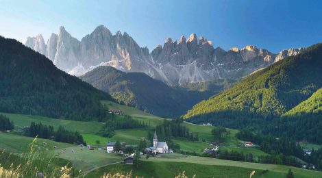 Dolomiti, la bellezza dei monti pallidi